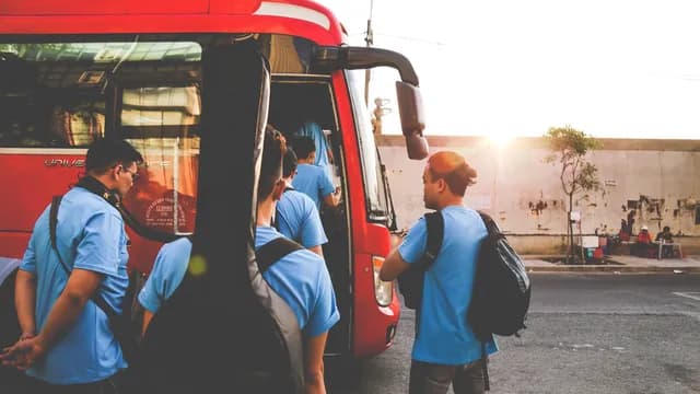 What Band Directors and Students Need to Know About Band Travel